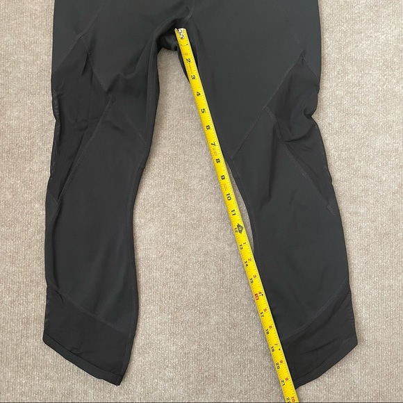 Athleta Crop Leggings Womens Small Black Mesh Panels Capri Yoga Pants - Picture 6 of 11